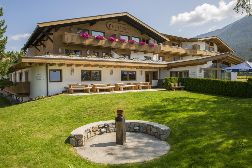 Princess Bergfrieden Seefeld in Tirol Exterior foto